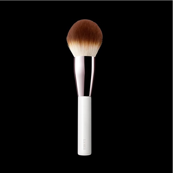 La Mer | Makeup | La Mer Powder Brush | Poshmark